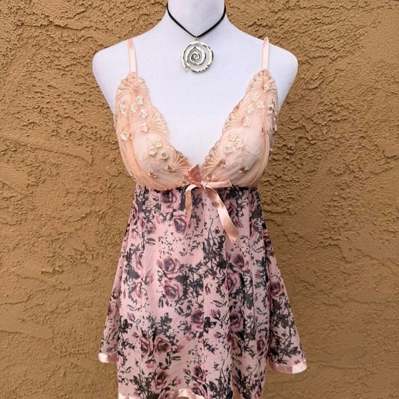 Tops - Pink floral babydoll dress/ top with bow detail and lace